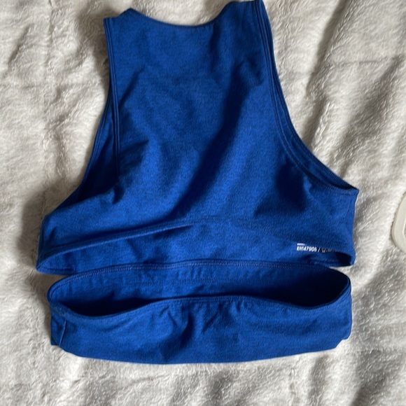 Brand new Outdoor Voices top - Picture 5 of 6